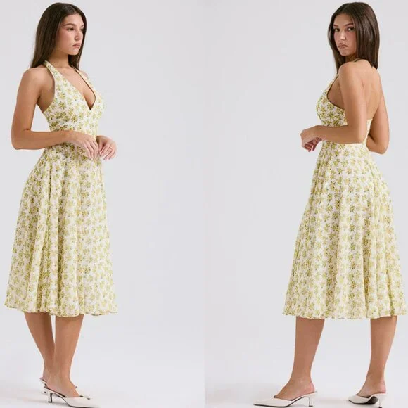 House of CB 'Solada' Ivory Vintage Floral Print Georgette Halter Sundress - Picture 5 of 8